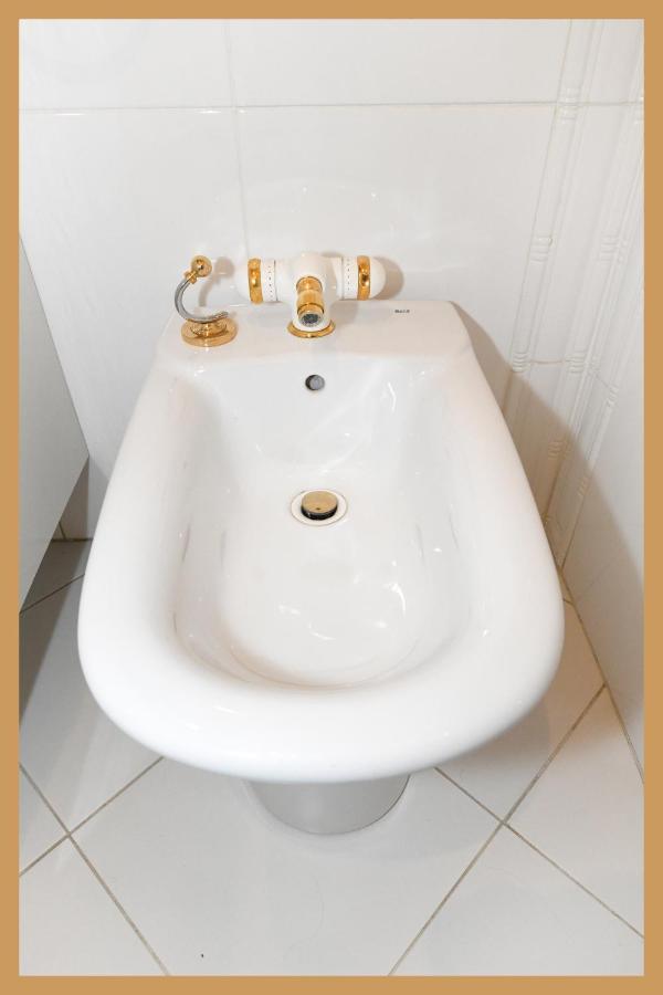 Matheo Apartment Кан Екстериор снимка