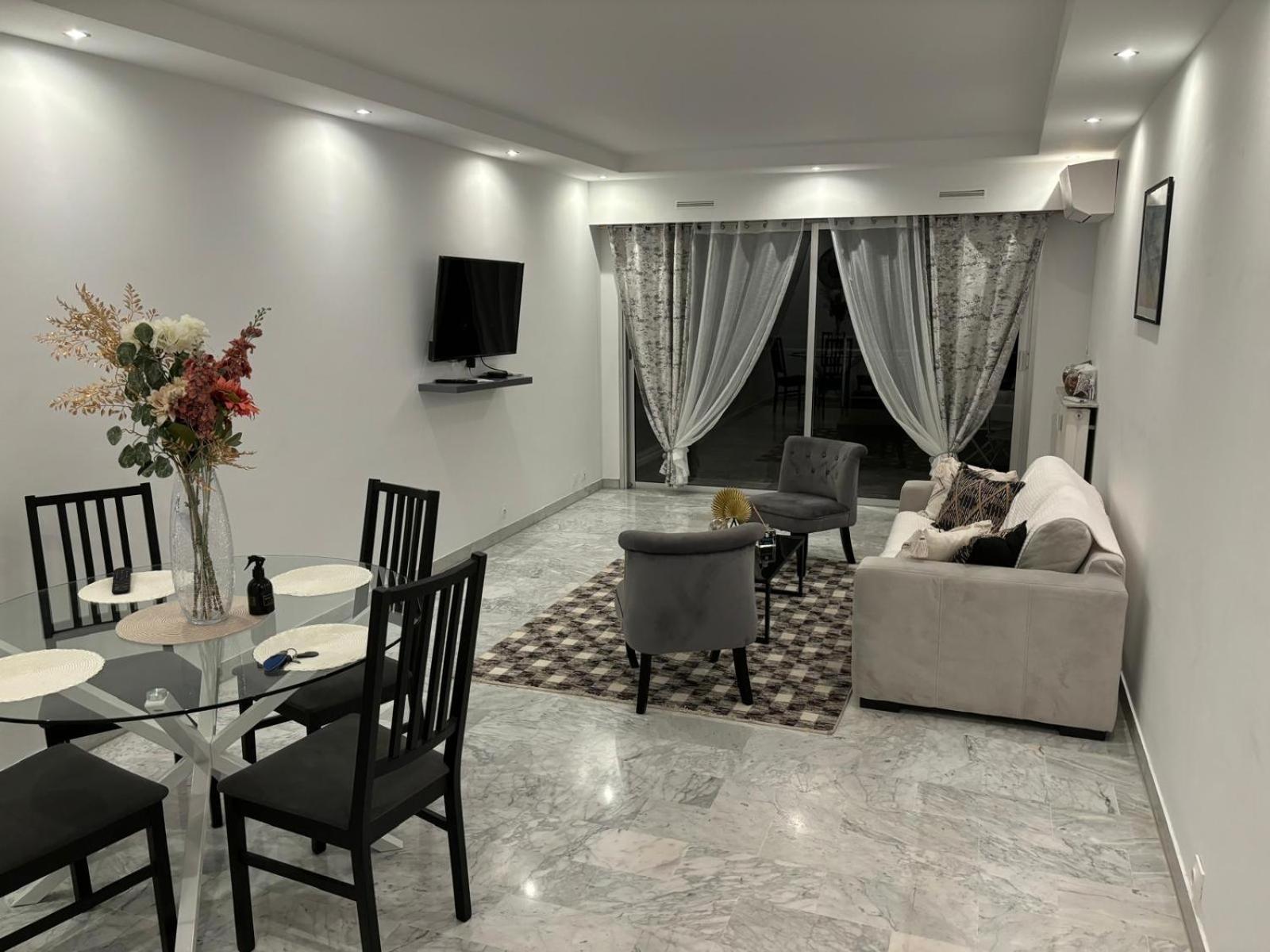 Matheo Apartment Кан Екстериор снимка