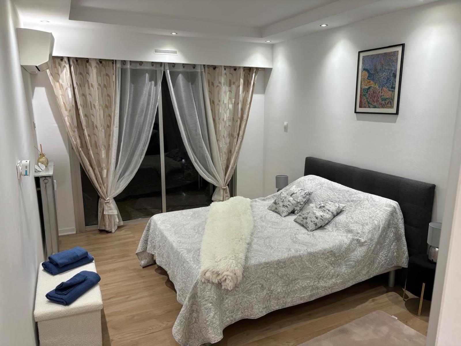 Matheo Apartment Кан Екстериор снимка